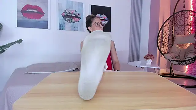 Angela donnato online show from September 2025 03:30:02 AM