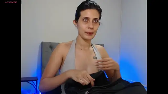 bellatrix25 online show from March 2026 03:15:02 PM