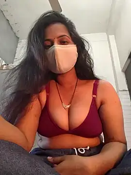 Snapshot of Nehubhabhi26 chatting on December 2024 07:21:01 AM Nehubhabhi26 online show from December 2024 07:21:01 AM