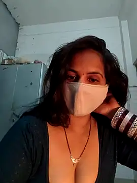 Snapshot of Nehubhabhi26 chatting on December 2024 06:39:01 PM Nehubhabhi26 online show from December 2024 06:39:01 PM