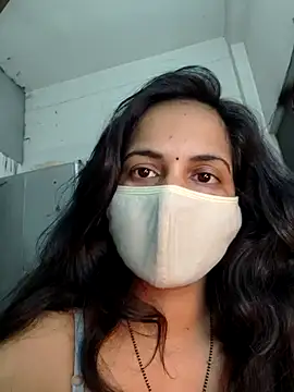 Snapshot of Nehubhabhi26 chatting on January 2025 08:01:01 PM Nehubhabhi26 online show from January 2025 08:01:01 PM