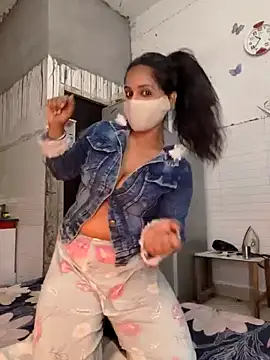 Snapshot of Nehubhabhi26 chatting on January 2025 05:05:01 PM Nehubhabhi26 online show from January 2025 05:05:01 PM