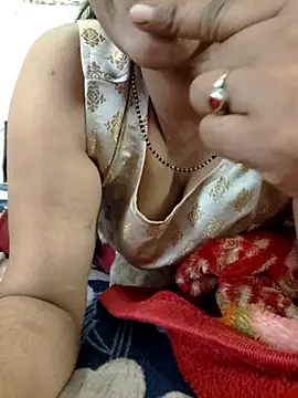 Snapshot of Nehubhabhi26 chatting on February 2025 09:33:01 AM Nehubhabhi26 online show from February 2025 09:33:01 AM