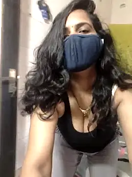 Snapshot of Nehubhabhi26 chatting on October 2025 05:04:02 AM Nehubhabhi26 online show from October 2025 05:04:02 AM