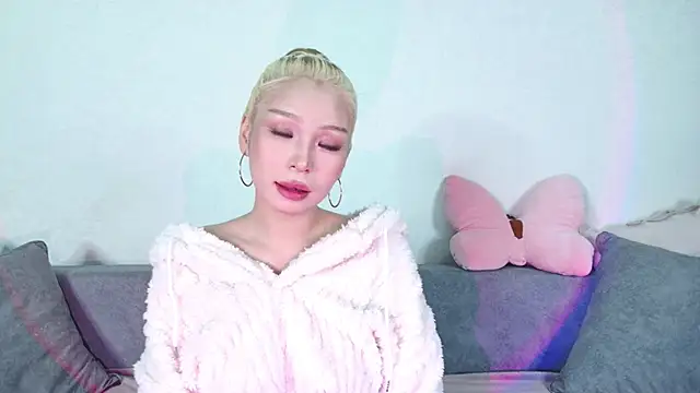 RileyMee online show from January 2025 03:31:02 AM