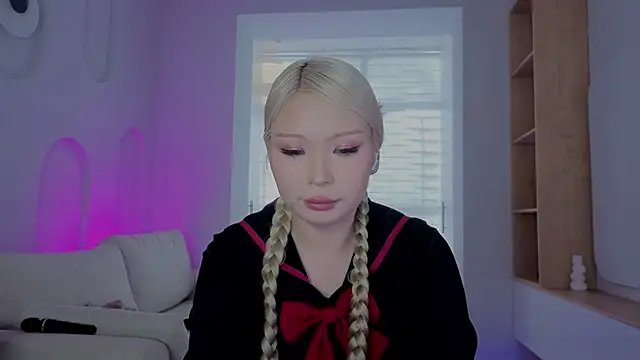 RileyMee online show from September 2025 03:39:01 AM