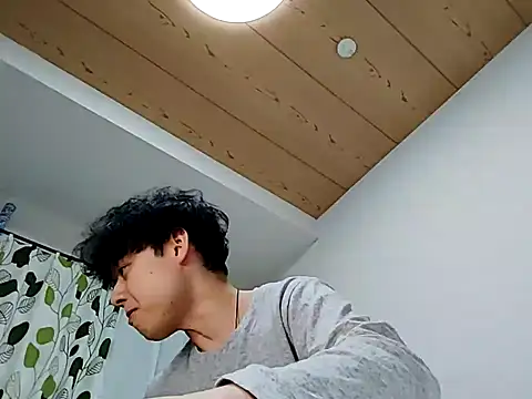 whitebriefboy online show from March 2025 02:29:01 PM