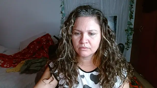 helenca43 online show from December 2025 11:04:02 AM