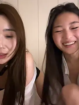 Snapshot of Sweet-Angel999 chatting on February 2025 06:02:01 PM Sweet-Angel999 online show from February 2025 06:02:01 PM