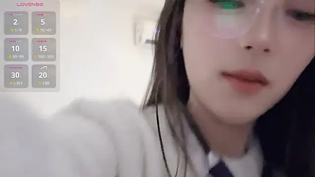 Snapshot of Sweet-Angel999 chatting on February 2025 05:25:02 PM Sweet-Angel999 online show from February 2025 05:25:02 PM