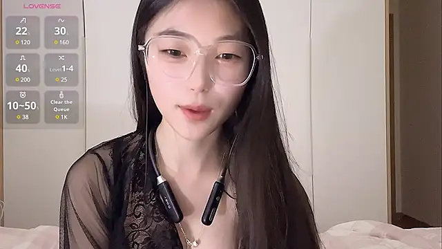 Snapshot of Sweet-Angel999 chatting on March 2025 02:18:02 PM Sweet-Angel999 online show from March 2025 02:18:02 PM