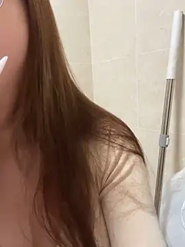 Snapshot of Sweet-Angel999 chatting on November 2025 06:28:02 PM Sweet-Angel999 online show from November 2025 06:28:02 PM