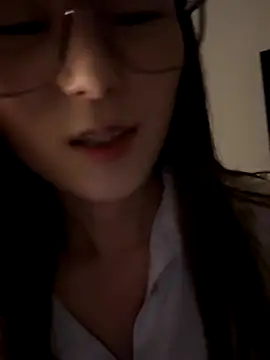 Snapshot of Sweet-Angel999 chatting on November 2025 03:13:02 PM Sweet-Angel999 online show from November 2025 03:13:02 PM