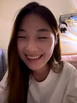 Snapshot of Sweet-Angel999 chatting on January 2026 06:11:02 PM Sweet-Angel999 online show from January 2026 06:11:02 PM