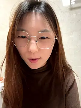 Snapshot of Sweet-Angel999 chatting on January 2026 07:15:01 PM Sweet-Angel999 online show from January 2026 07:15:01 PM