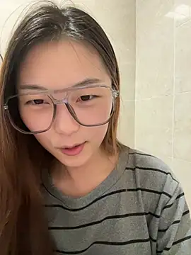 Snapshot of Sweet-Angel999 chatting on January 2026 03:12:02 AM Sweet-Angel999 online show from January 2026 03:12:02 AM