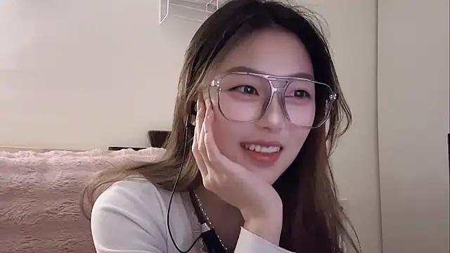 Sweet-Angel999 online show from February 2026 05:08:01 PM