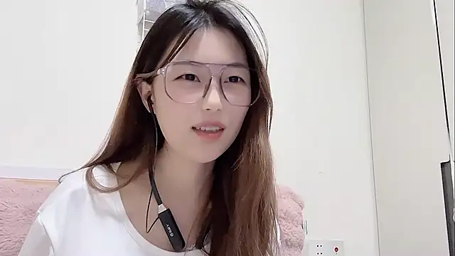 Sweet-Angel999 online show from February 2026 04:19:02 PM