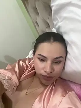 Luciluu20 online show from January 2025 03:39:02 AM