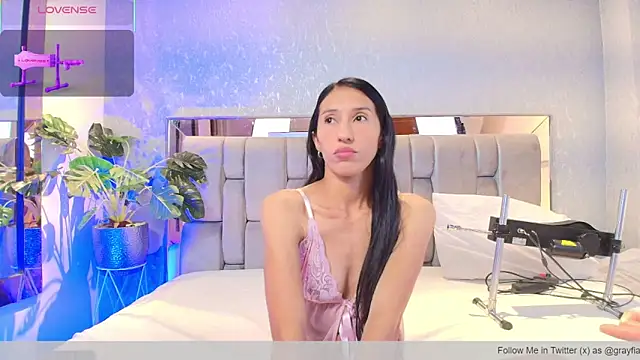 Snapshot of RoseTaylor__ chatting on February 2026 05:39:01 AM RoseTaylor online show from February 2026 05:39:01 AM