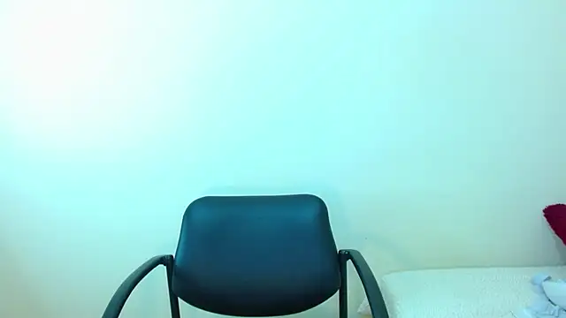 JessicaRabbit04 online show from October 2025 06:52:01 PM