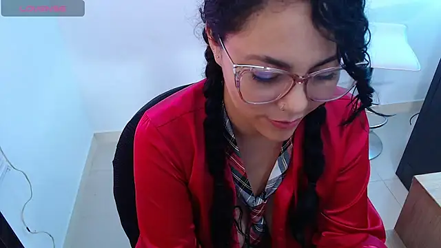 Snapshot of Mailywindsor chatting on January 2025 02:50:02 PM Mailywindsor online show from January 2025 02:50:02 PM