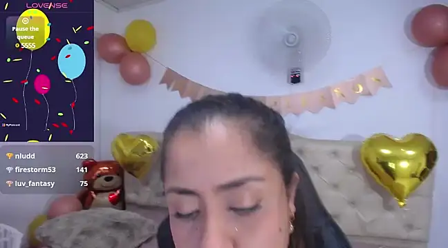 cristal horny19 online show from March 2025 09:24:02 AM