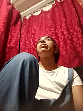 ifeelverywet andhot online show from March 2025 04:00:02 PM