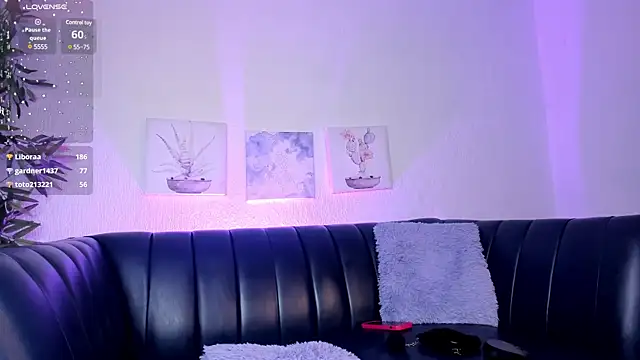 Snapshot of aisha_sakina chatting on February 2025 01:44:02 AM aisha sakina online show from February 2025 01:44:02 AM