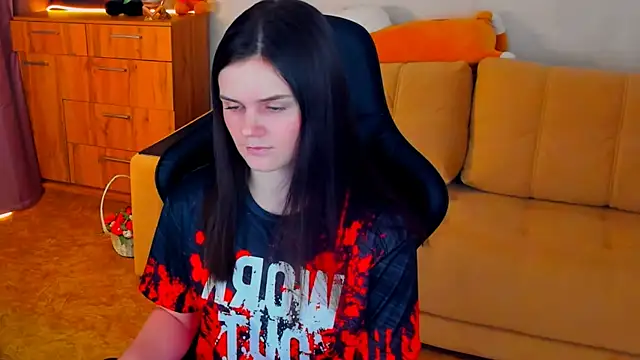 Snapshot of Lora_Cain chatting on January 2025 07:13:02 PM Lora Cain online show from January 2025 07:13:02 PM