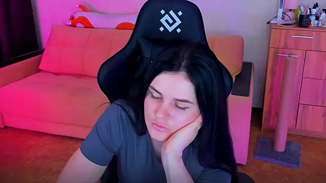 Snapshot of Lora_Cain chatting on March 2025 04:07:02 PM Lora Cain online show from March 2025 04:07:02 PM