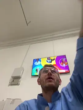 adrian90bi11 online show from April 2026 04:46:01 AM