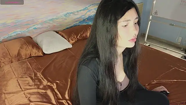 Snapshot of clementinena chatting on May 2026 12:21:01 PM clementinena online show from May 2026 12:21:01 PM