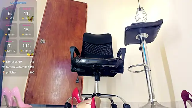 aitana-purple online show from February 2025 01:35:02 AM