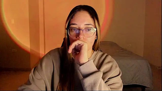 atenas 05  online show from October 2025 09:24:01 AM