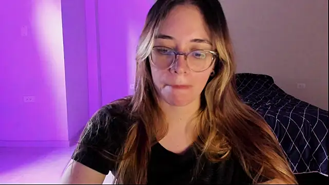 atenas 05  online show from November 2025 09:53:01 PM