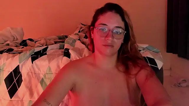 Snapshot of atenas_05_ chatting on May 2026 09:27:02 AM atenas 05 online show from May 2026 09:27:02 AM