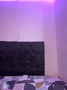 Snapshot of alisson_carolina73 chatting on December 2024 07:51:01 PM alisson carolina73 online show from December 2024 07:51:01 PM