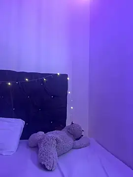 Snapshot of alisson_carolina73 chatting on December 2024 06:06:02 PM alisson carolina73 online show from December 2024 06:06:02 PM