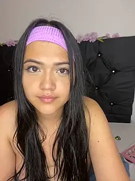 Snapshot of alisson_carolina73 chatting on February 2025 08:20:01 AM alisson carolina73 online show from February 2025 08:20:01 AM