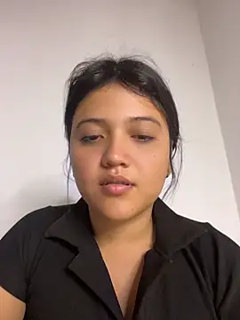 alisson carolina73 online show from May 2026 12:49:01 AM