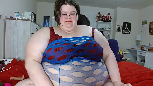Snapshot of ChristineLusst chatting on March 2025 10:05:02 AM ChristineLusst online show from March 2025 10:05:02 AM
