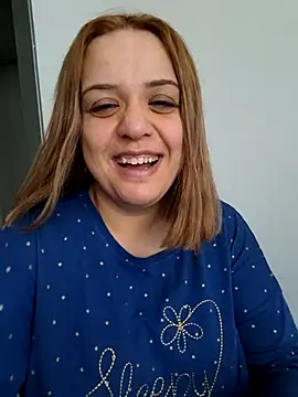 Snapshot of cansuozell chatting on September 2025 07:55:02 AM cansuozell online show from September 2025 07:55:02 AM