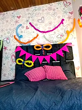 KOURTNEY-- online show from March 2025 01:22:01 AM