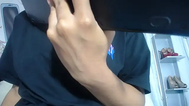 KOURTNEY-- online show from September 2025 01:39:02 AM