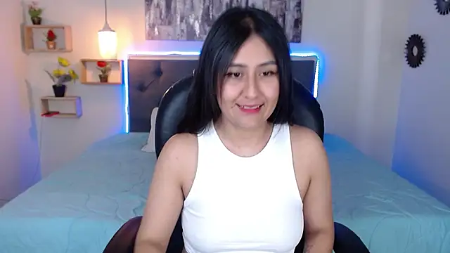 mia aira online show from January 2025 08:17:02 PM