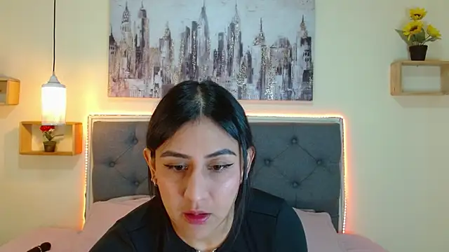 mia aira online show from January 2026 04:22:01 PM