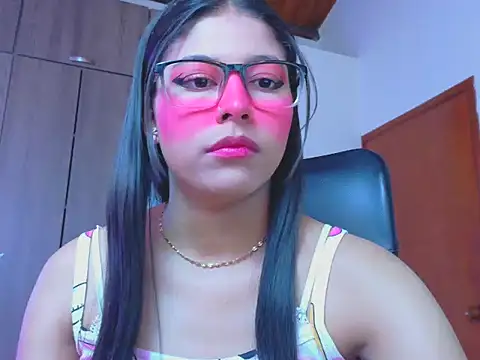 Snapshot of _ALLYSON18_ chatting on June 2026 11:57:01 AM ALLYSON18 online show from June 2026 11:57:01 AM
