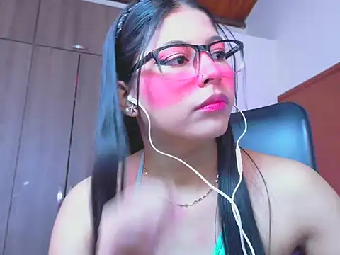 Snapshot of _ALLYSON18_ chatting on June 2026 12:06:02 PM ALLYSON18 online show from June 2026 12:06:02 PM