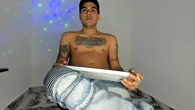 mikee scooth online show from March 2026 11:30:02 PM